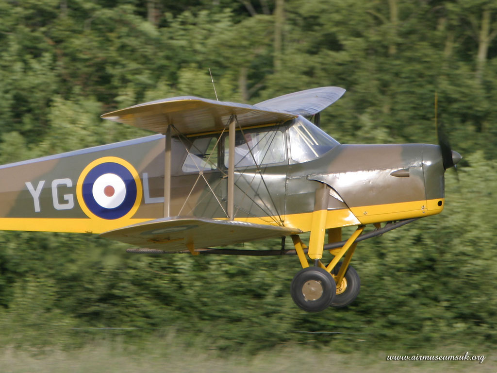 263 De Havilland DH.87b Hornet Moth